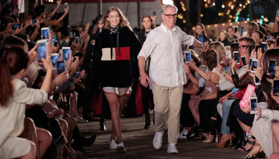 akimirka-is-madu-sou-su-supermodeliu-gigi-hadid-priesakyje_7824-1bb15cf5d5a50439b40d9f2ef3f62fb6.png